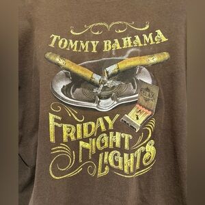 Tommy Bahama Sz: L  Friday Night Light Cigar ashtray Vacation Brown Graphic Tee.